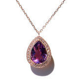 Collier en forme de poire